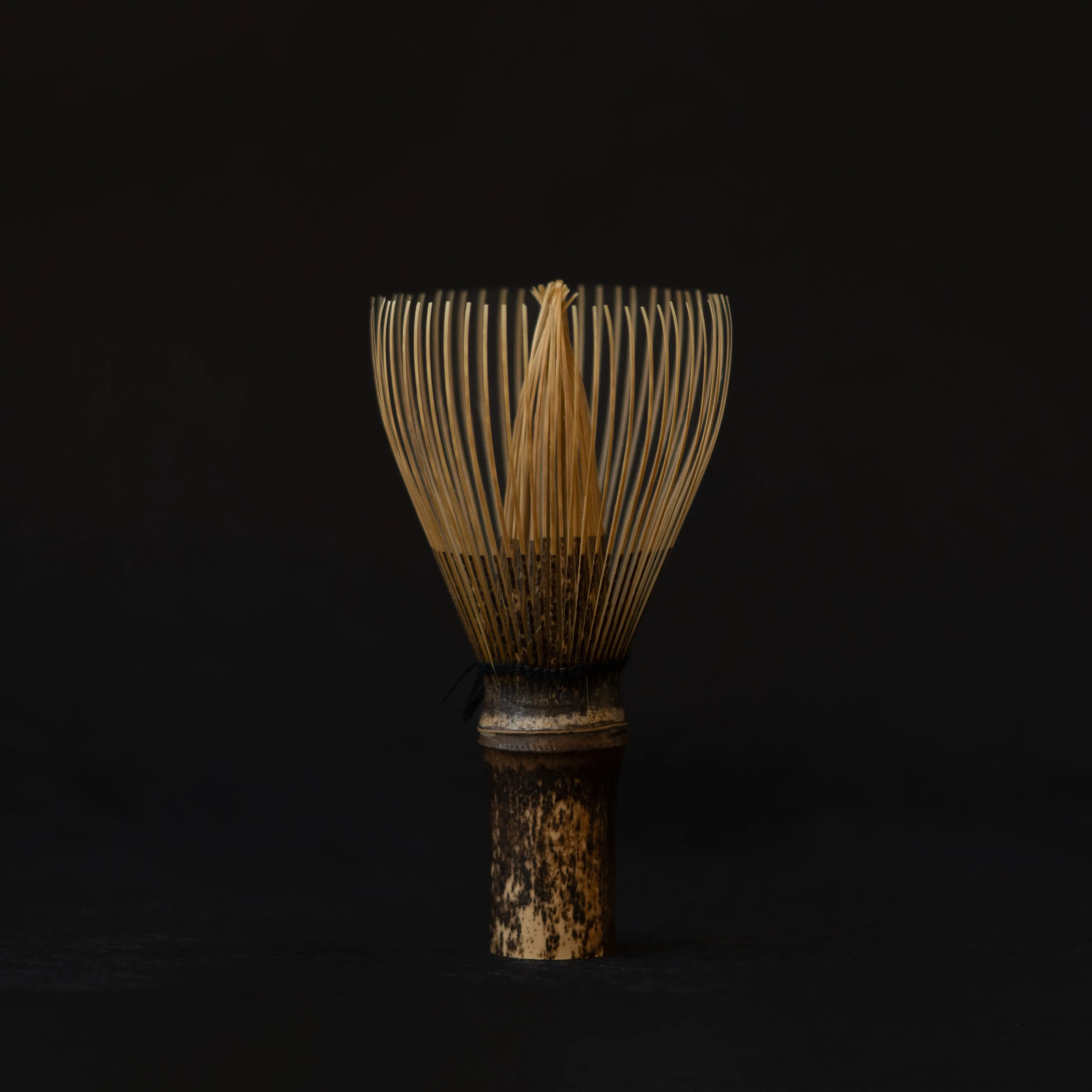 Shin kazuho chasen in black bamboo
