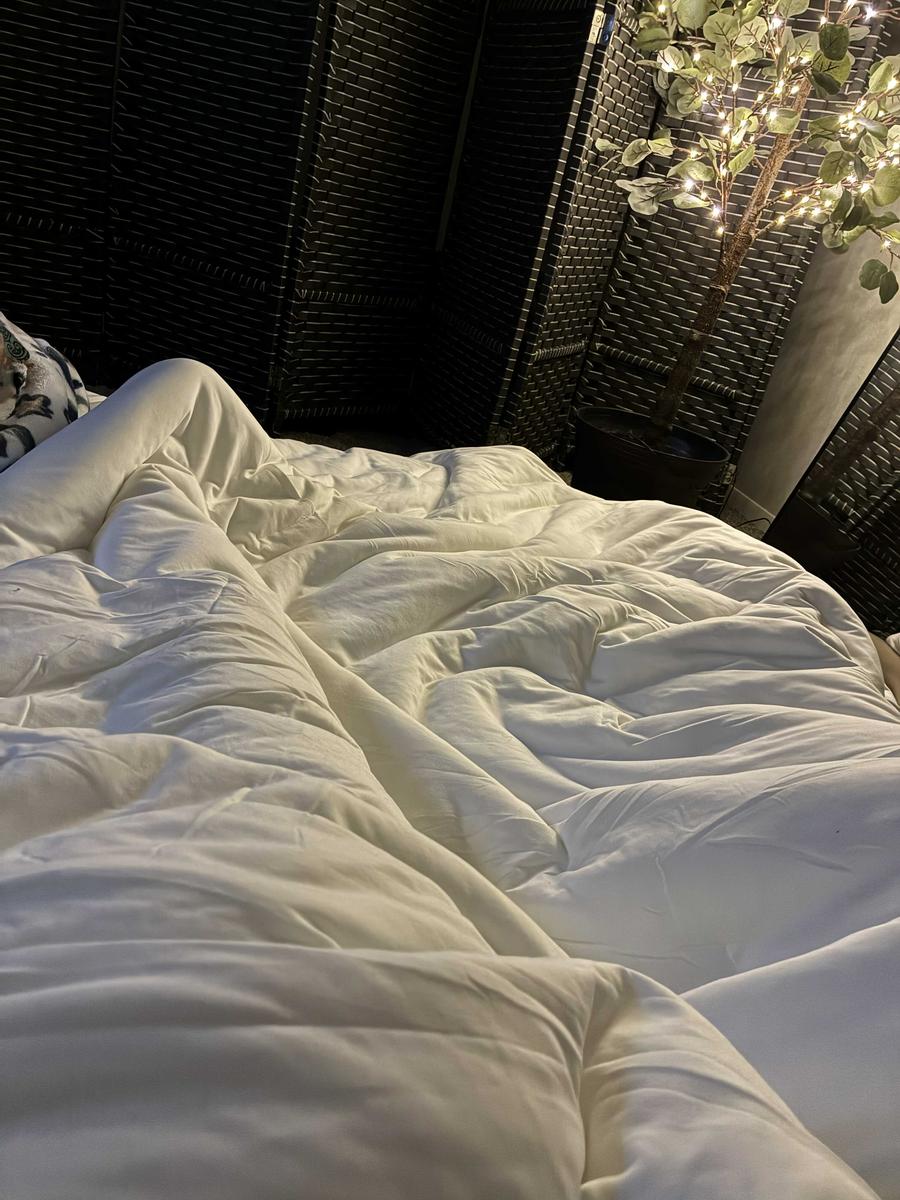 Item: Full/Queen, White