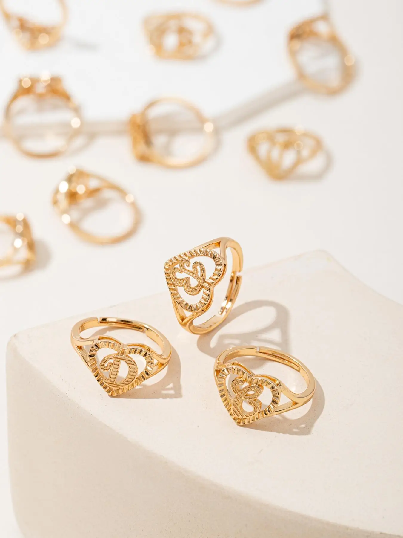 Fashion Alphabet Design Cuff Ring, Hollow Out Heart Design Cuff Ring for Women & Girls, Fashion Jewelry for Party, Daily Clothing Decor, Trendy All-ma