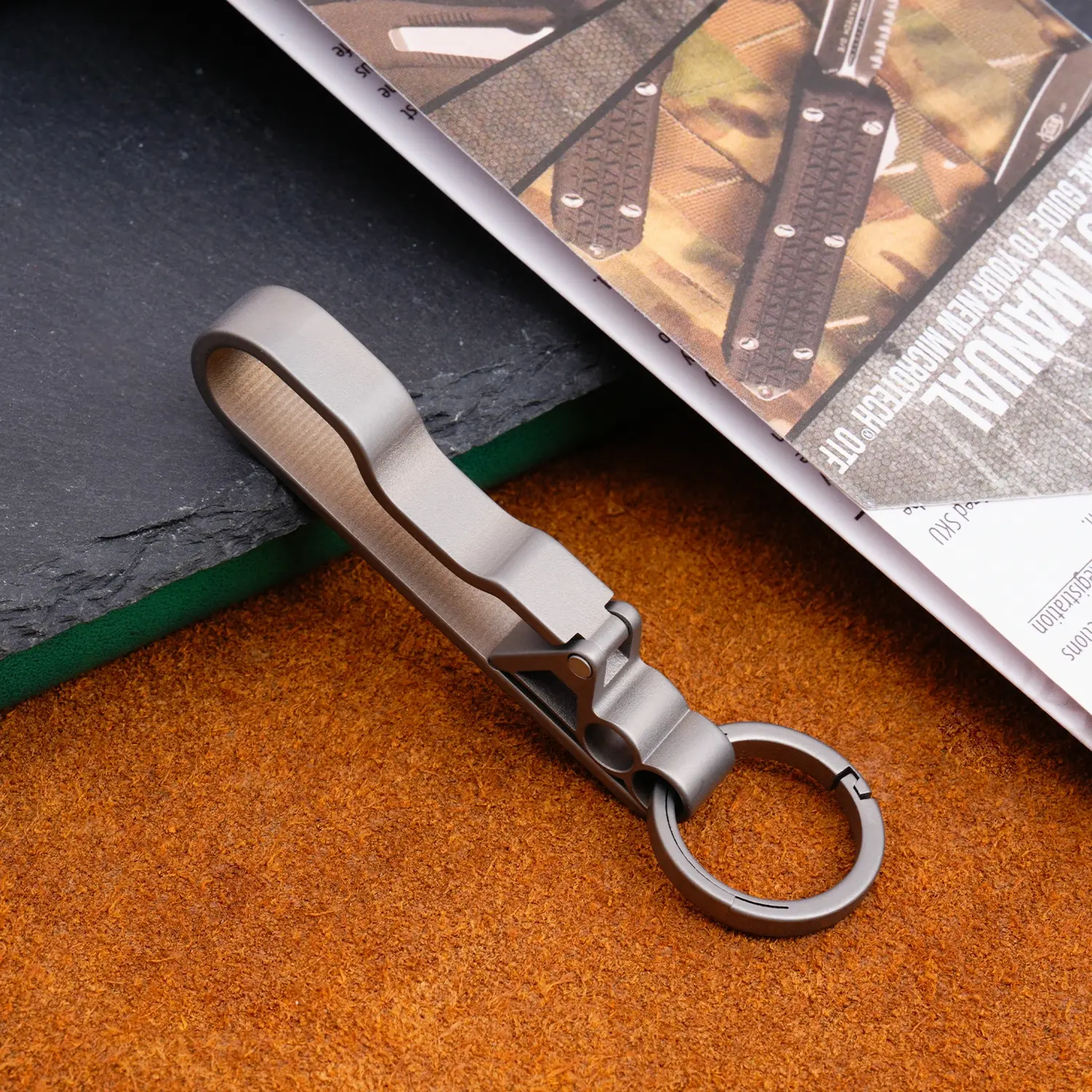 Lightweight Belt Keychain, Titanium Alloy Car Key Ring, Men's Gift Accessory, Fashionable Alloy Keychain, Durable and Stylish Key Holder for Daily Use, Car Key Chains