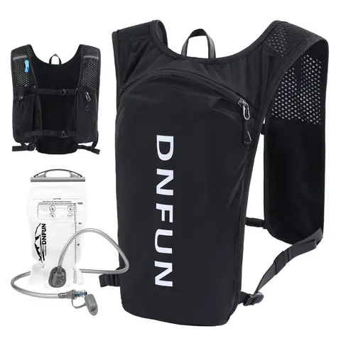 Unisex Lightweight Nylon Activewear Running Vest - 140g Adults Outdoor Training Jogging Equipment, 1.5L Water Bladder, 4 Pockets, Adjustable Hip Belt-Shoulder Straps, Breathable Mesh Cover, Minimal Bulk, Ergonomic Comfort