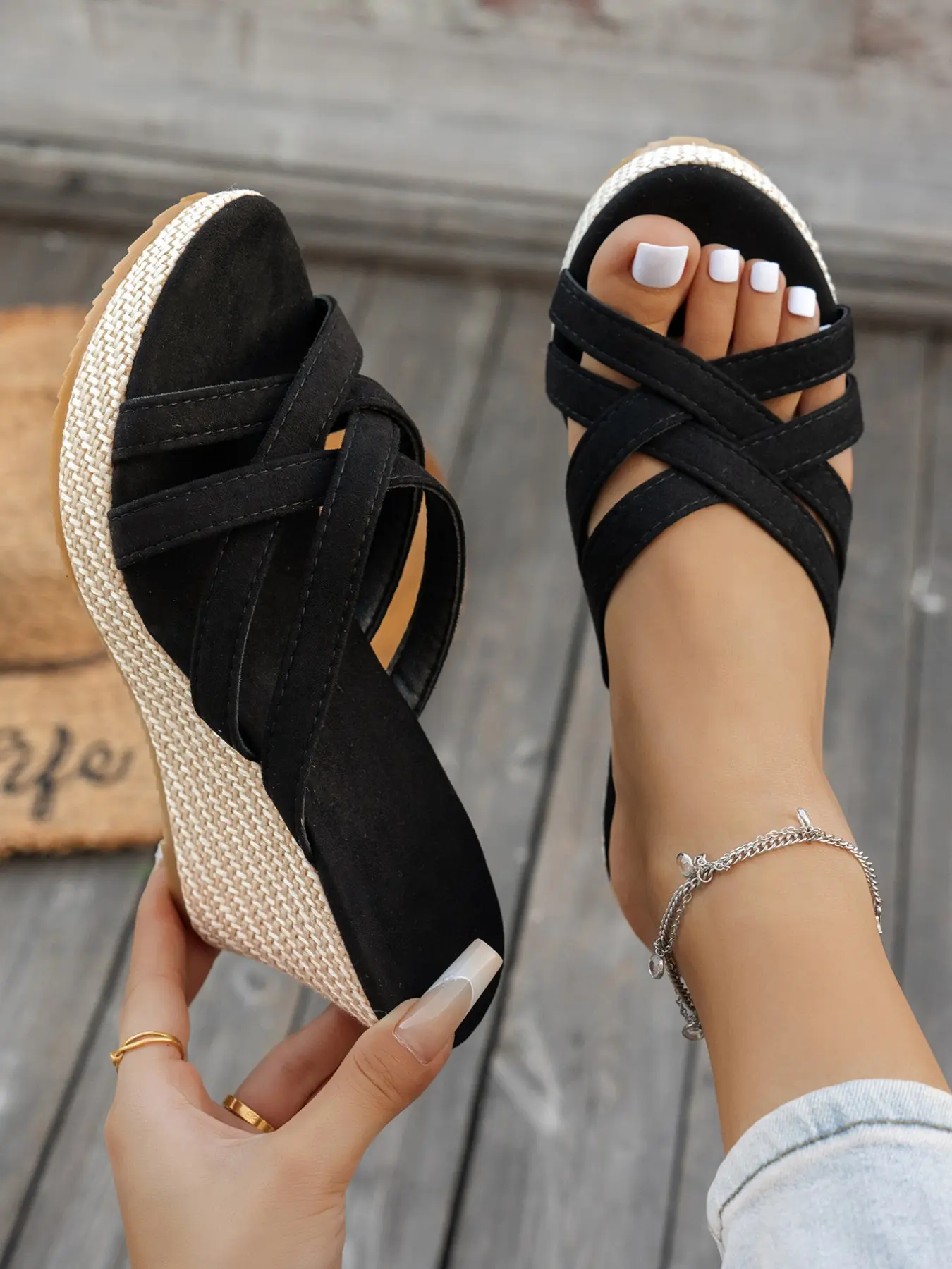 New Women's Comfortable Soft Casual Wedged Platform Casual Comfy Sandals, Open-Toe Wedge Sandals, Classic Design, for Daily Casual Wear, Office Commuting, Commute Sandals & Summer Beach Vacations
