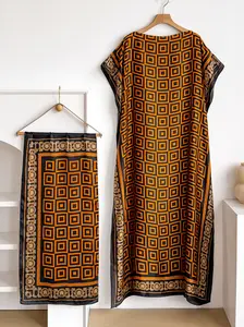 Elegant Silk Geometric Print Robe Set, Hooded Shawl + Long Scarf, Women's Beach Cover-Up Sun Protection Satin Scarf, Beach Cover Ups, Swimwear Coverups