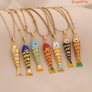 Colorful Oil Dripping 3D Movable Fish Pendant Necklace Stainless Steel Light Luxury Stylish Daily Wear Neck Accessory For Women
