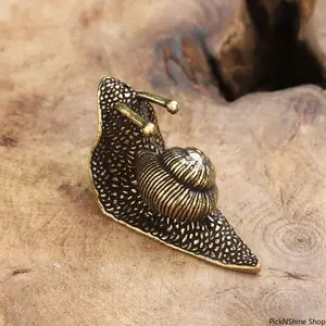 Vintage Copper-Bronze Metal Snail Tea Pet Figurine, Mini Tea Ceremony Ornament, Desktop Sculpture, Collectible Decorative Craft for Gifting