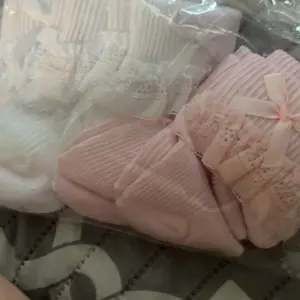 Girl's Solid Color Bow Decor Lace Ruffle Trim Ankle Socks, Cute Comfy Breathable Socks for Daily Wear, Kid's Socks for All Seasons, Socks Set