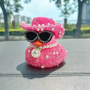 1pc Luxury Rhinestone Duck Car Figurine, Sparkling Pearl Decor Car Dashboard Decor, Car Interior Decoration, Car Ornament, Unique Cool Car Interior Accessories for Car, Truck, SUV, Perfect Car Gift