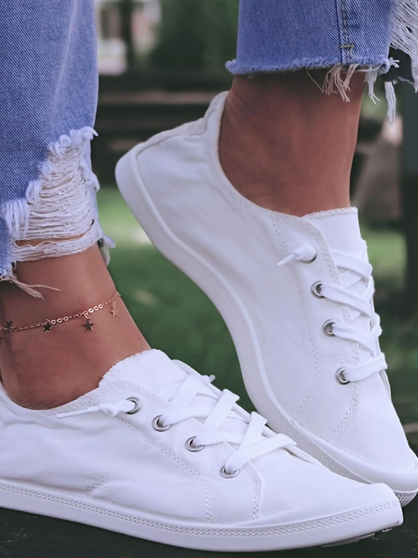 Women's Fashion Plain Lace Up Low Top Sneakers, 2024 Trendy Girl Casual Breathable Comfortable Sports Running Shoes, Female All-match Round Toe Shoes,