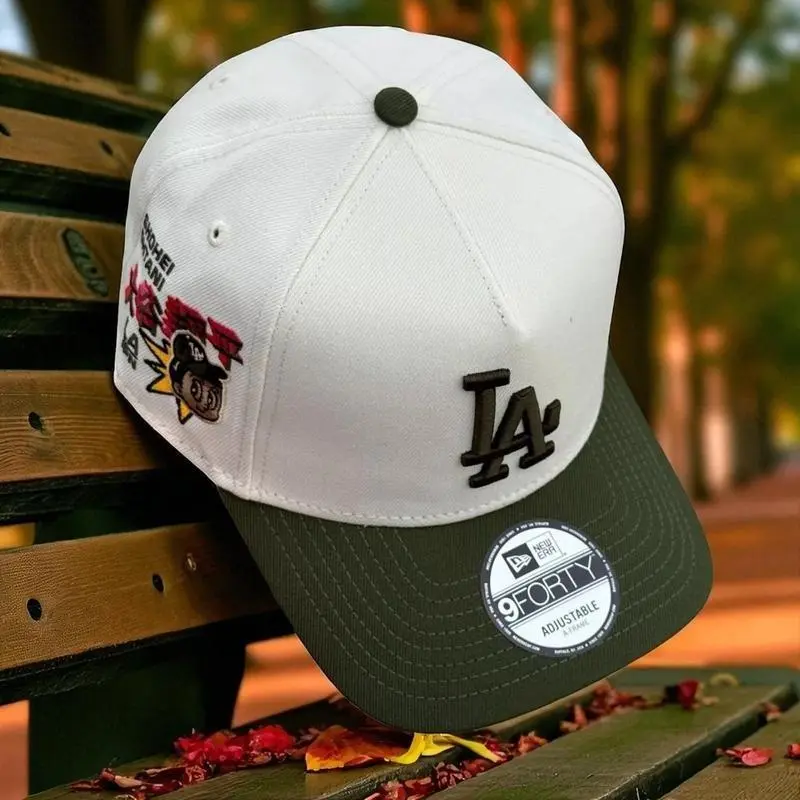 🧢 Rep Your Team! Premium New Era LA Dodgers Cap with Trendy Custom Patches! 🔥