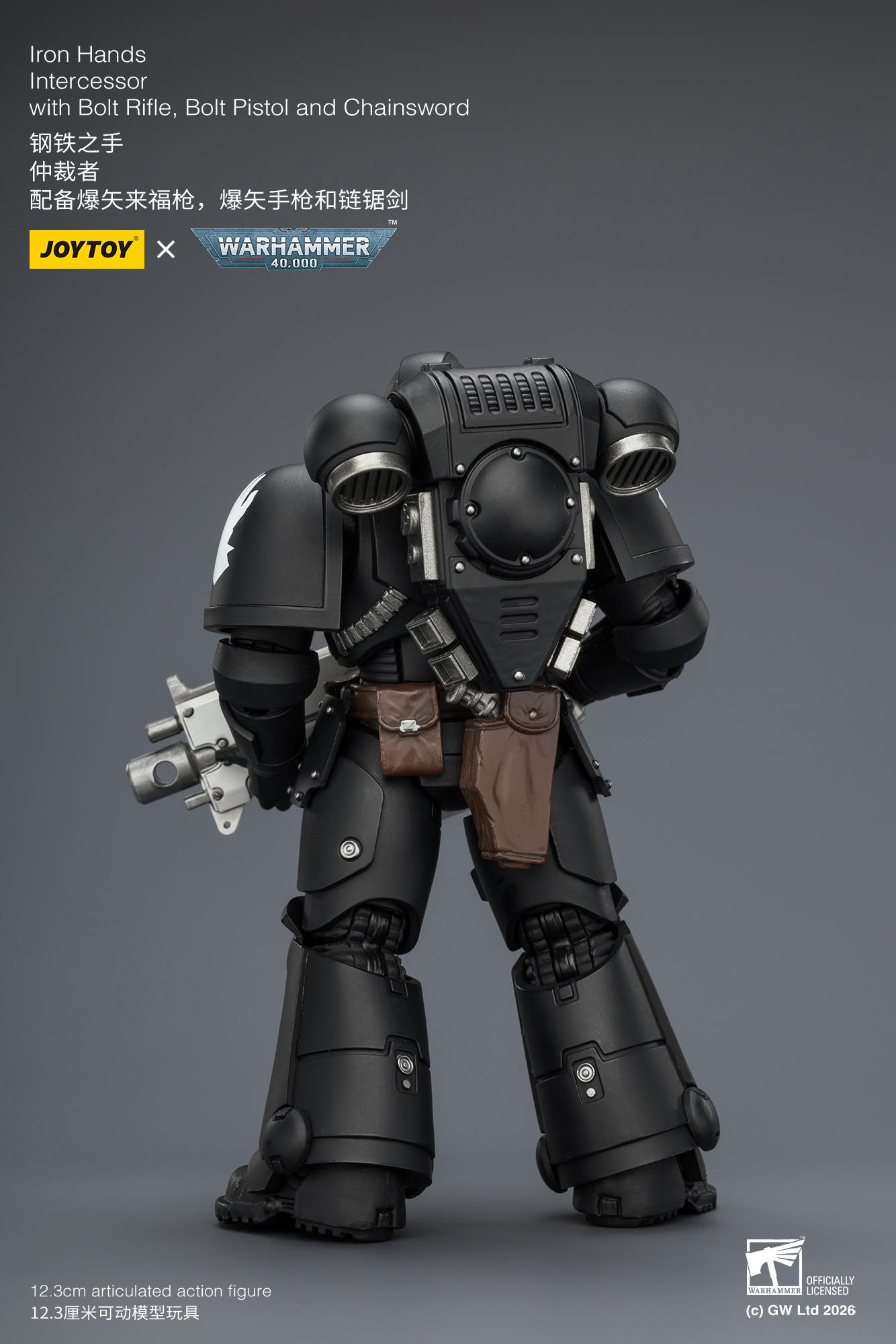JOYTOY Warhammer 40,000 1/18 Unisex Action Figure Iron Hands Intercessor (Ages 12+) - Action Figurine, Character Figurine with Bolt Rifle, Bolt Pistol, Chainsword JT03837