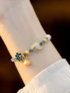 Girls with Interlocking Safety Clasp Bracelets, Small Design Imitates Hotan Jade Pearl Bracelet, Rope Weaving High-end Hand Jewelry, Suitable for Daily Gatherings, Exquisite Gift for Relatives and Friends, Premium bracelet, High Quality Bracelet