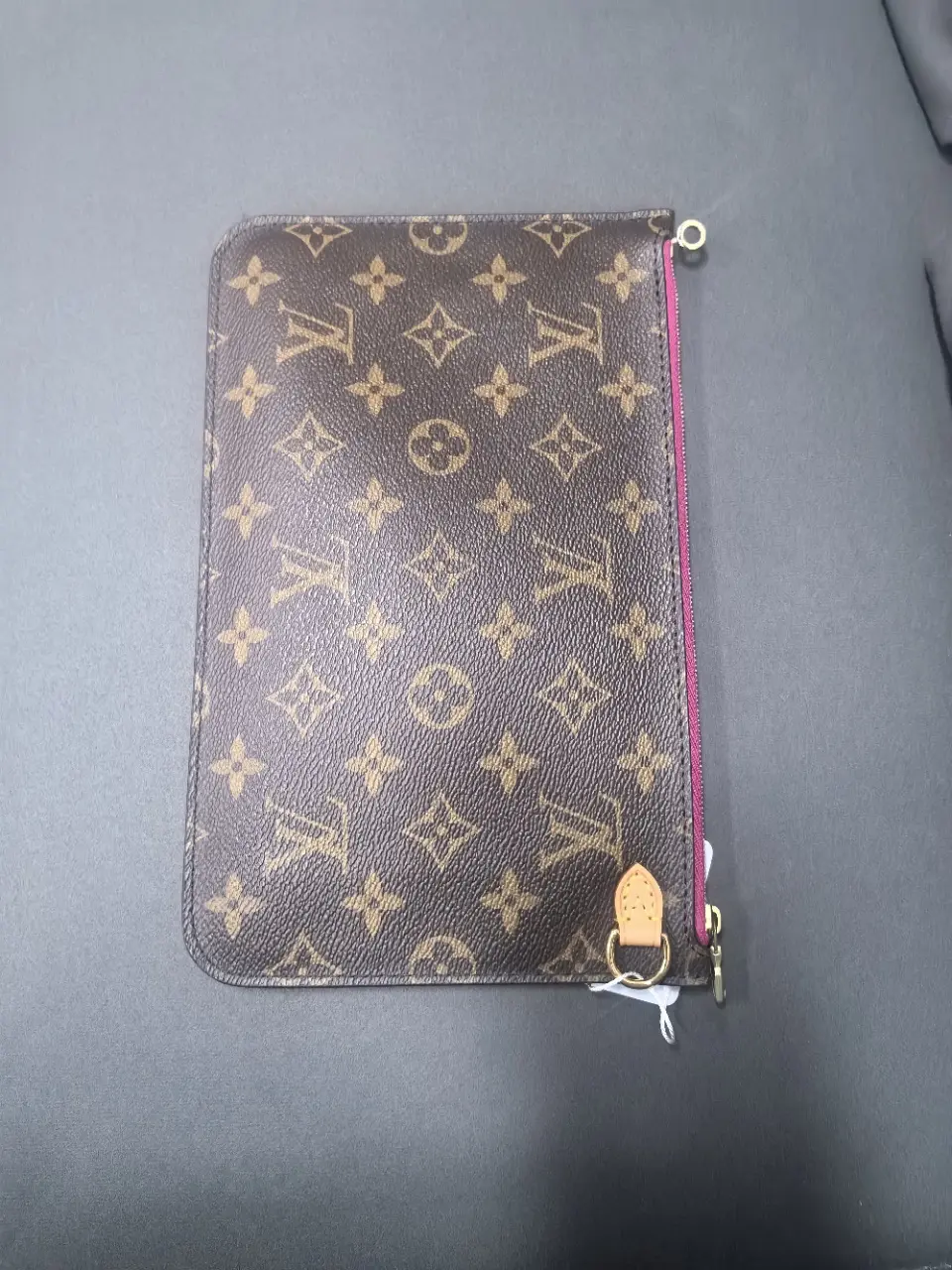 Pre-owned Louis Vuitton coated canvas Clutches & Wristlets Rose red Neverfull Detachable Pouch （senza 2）