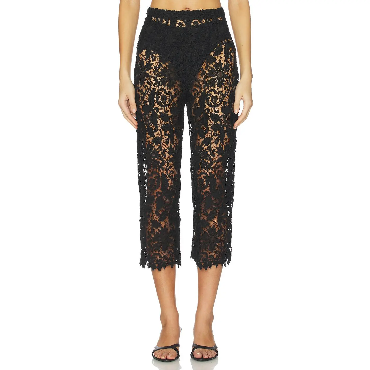 La Porte Gabrielle Lace Capri in Black