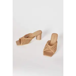 CASSANDRA VEGAN HEEL