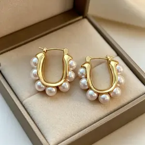 French Retro U-Shaped Pearl Hoop Earrings, Minimalist Luxury Gold Plated Earrings, Elegant High-End Jewelry for Women