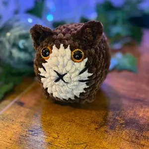 Med Brown and Tan Loaf Cat - Handmade Crochet