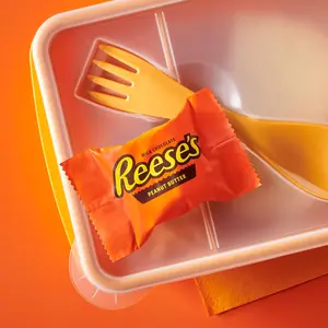 REESE'S Milk Chocolate Snack-Size Peanut Butter Cups, Candy Pantry Pack, 13.75 oz (25 Pieces)
