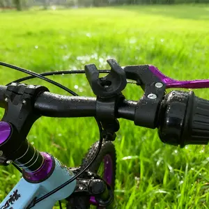 Bicycle Flashlight Holder Clamp, Tool-Free Installation, Universal Mountain Bike Road Bike Accessory, 360 Degree Rotating Anti-Slip Shockproof