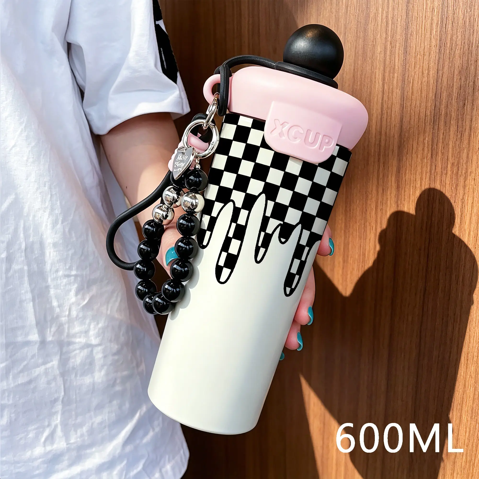 600ML Insulated Vacuum Stylish Tumbler with Beaded Bracelet, Chessboard Pattern Stainless Steel Cup, Leak-Proof Coffee Mug, Travel & Home Essential Drinkware, Flasks