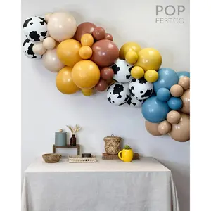 Woody Balloon Arch Kit