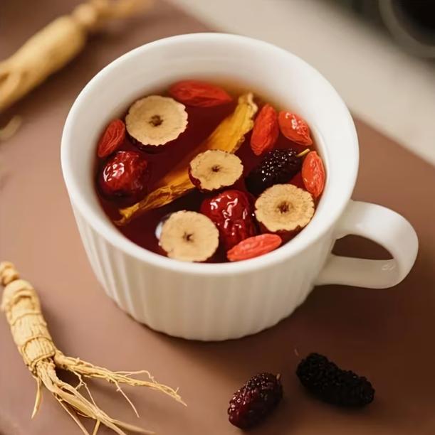 Selected Ingredients: Turmeric Kidney Tea Blend, Ginseng Six-Herbs Tea, Organic Kidney Detox Tea, Traditional Health Kidney Detox Tea for Men and Women — Buy One Bag (60 Sachets), Get Twelve Extra Sachets of Kidney Tea Blends