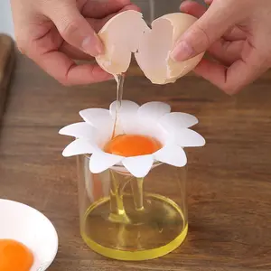 1pc Kitchen Egg Separator, Flower Design PP Material, Baking Tool for Egg Yolk and White Separation,summervibes