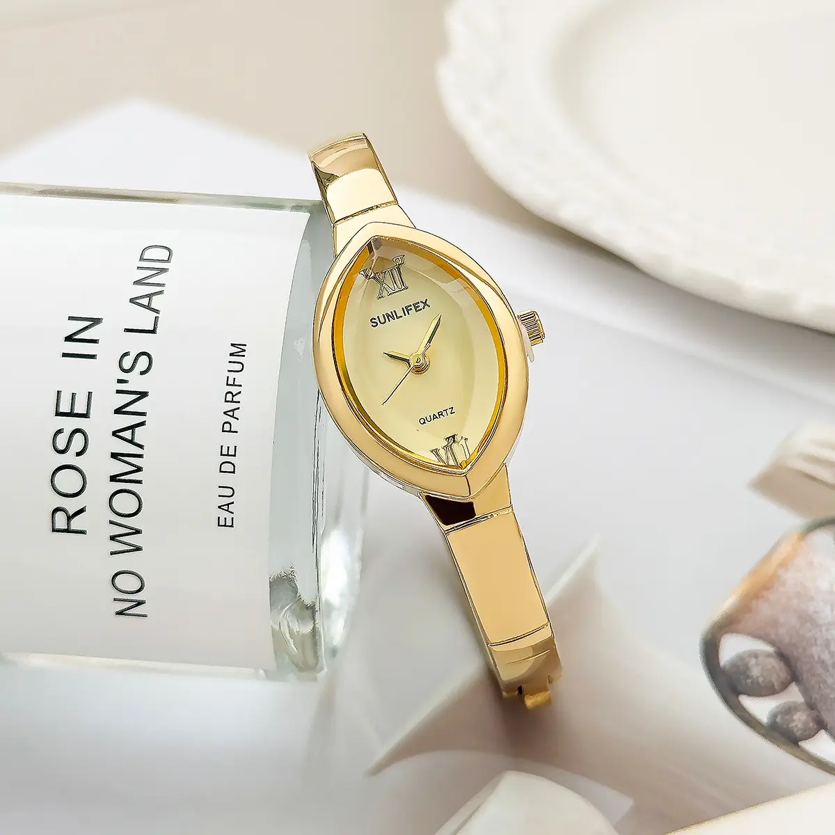 Women's Watch with Waterdrop Diamond Design, Bracelet Style Simple Women's Watch, Trendy Accessory, Great Gift Choice [s8323]