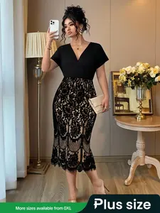 Women's Plus Size Dress for All Seasons, Fitted Style with Moderate Thickness Fabric, Comfortable and Stylish Shift Dress