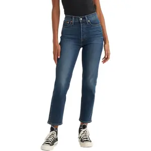 Women's Wedgie Straight Jeans