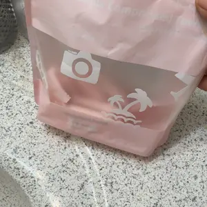 ICOTLE Compressed Towels Tablets Disposable Face Towels for Travel Camping Hiking 1 Pack 30 Count Size 9.4"x11.8"