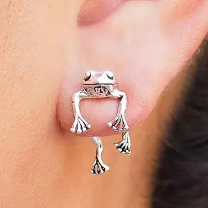 Women's Vintage Frog Stud Earrings - Classic Animal Costume Jewelry, Daily Accessories