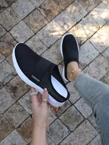 Women's One-Step Slip-On Sandals, Breathable Mesh Upper, Shock Absorption, Casual Beach Shoes, Comfortable Summer Footwear