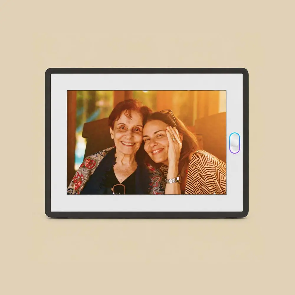 AmivoFrame AI Photo Frame - smart touchscreen WiFi photo frame with AI voice messages and instant photo & video sharing via app, a perfect family gift for love, companionship, and helping grandparents & parents stay connected