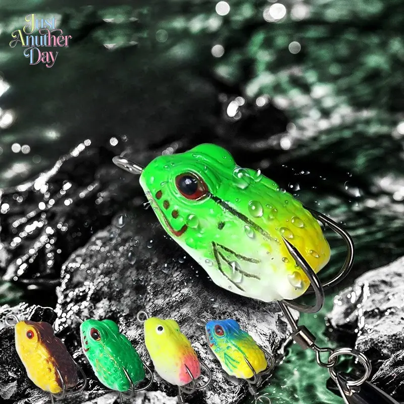 4-Pack Micro Frog Topwater Lure, 3g/2.5cm Soft Frog Bait with Double Hooks & Noisy Spinner Blade, Snakehead Fishing Tackle