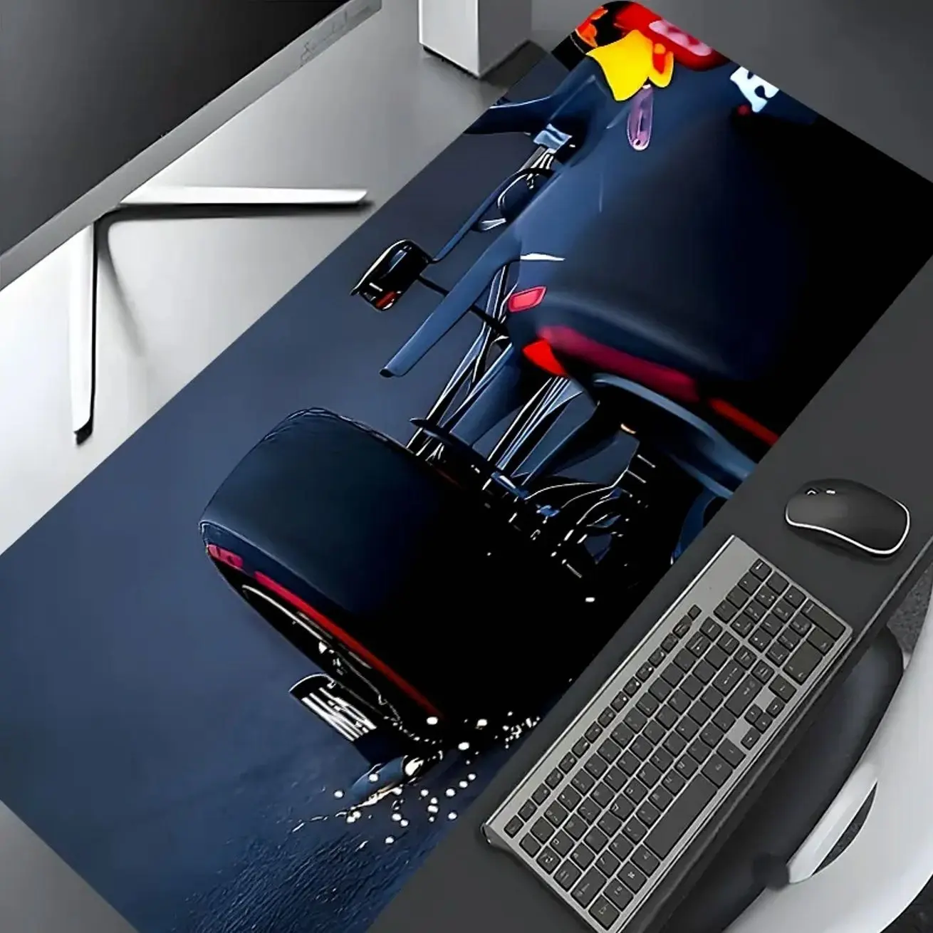 Fashion Speed Racing Car Dynamic Design Large Gaming Mouse Pad, Mouse Pad For Laptop, Computer Mouse Pad, Desktop Drotection Pad, Washable Rubber Pad Non-Slip Lock Edge Multi-Size Mouse Pad Suitable For Home Office, Good Gift for Family and Friends