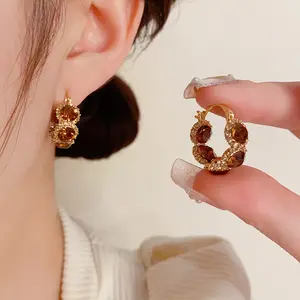 Shiny Retro Temperament Exquisite Zircon Circle Ear Clips, DDES0148  Unique Design, Light Luxury, High-end Fashion Earrings for Women, 14K Gold-Plated