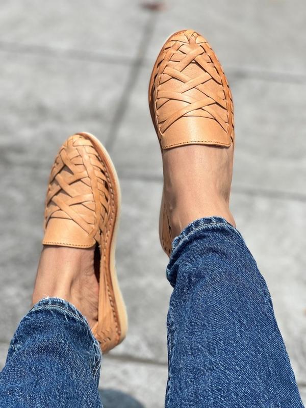 Mexican Huarache leather Sandal Boho- Hippie Vintage Mexican Style- handwoven leather shoes