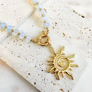 Destellos de ópalo necklace