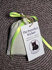Catnip Toy – The Purrrfect Kicker | Handmade by SodaPop & Co.