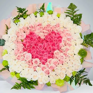 The Cora Ramo Buchón - Rose Bouquet Arrangement by Just Keep Blooming - Gift, Flowers
