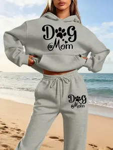 Cute Dog Mom Hoodie Set for Fall & Winter, Comfortable Fitted Design with Heart Print, Perfect for Daily Wear and Walking Dogs