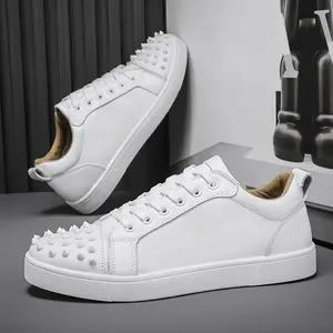 Fashionable leather rivet flat low-top casual men's sneakers