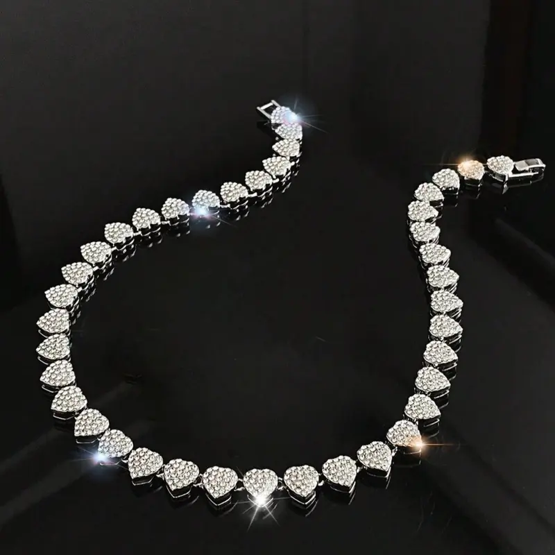 Full Rhinestone Heart Cuban Link Chain Necklace, Unique Women's Evening Party Jewelry, Elegant and Stylish Pendant Design, Cuban Style Bling Chain Necklace