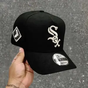 New Era Chicago White Sox Black 9FIFTY Snapback Hat White Embroidered Logo Flat Brim Adjustable Baseball Cap Streetwear Urban Style Gorra de béisbol Unisex Hip Hop Fashion