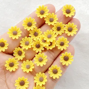 68pcs Resin Mini Sunflower Figurines, Cute Portable Decorations, Ideal for Nail Art, Wedding DIY, Scrapbooking, Jewelry Making, Flower Nails