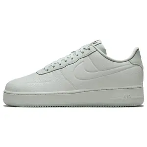 Nike Air Force 1 WP Low-Top Sneakers for Men in Light Gray with Waterproof Feature nike 2000