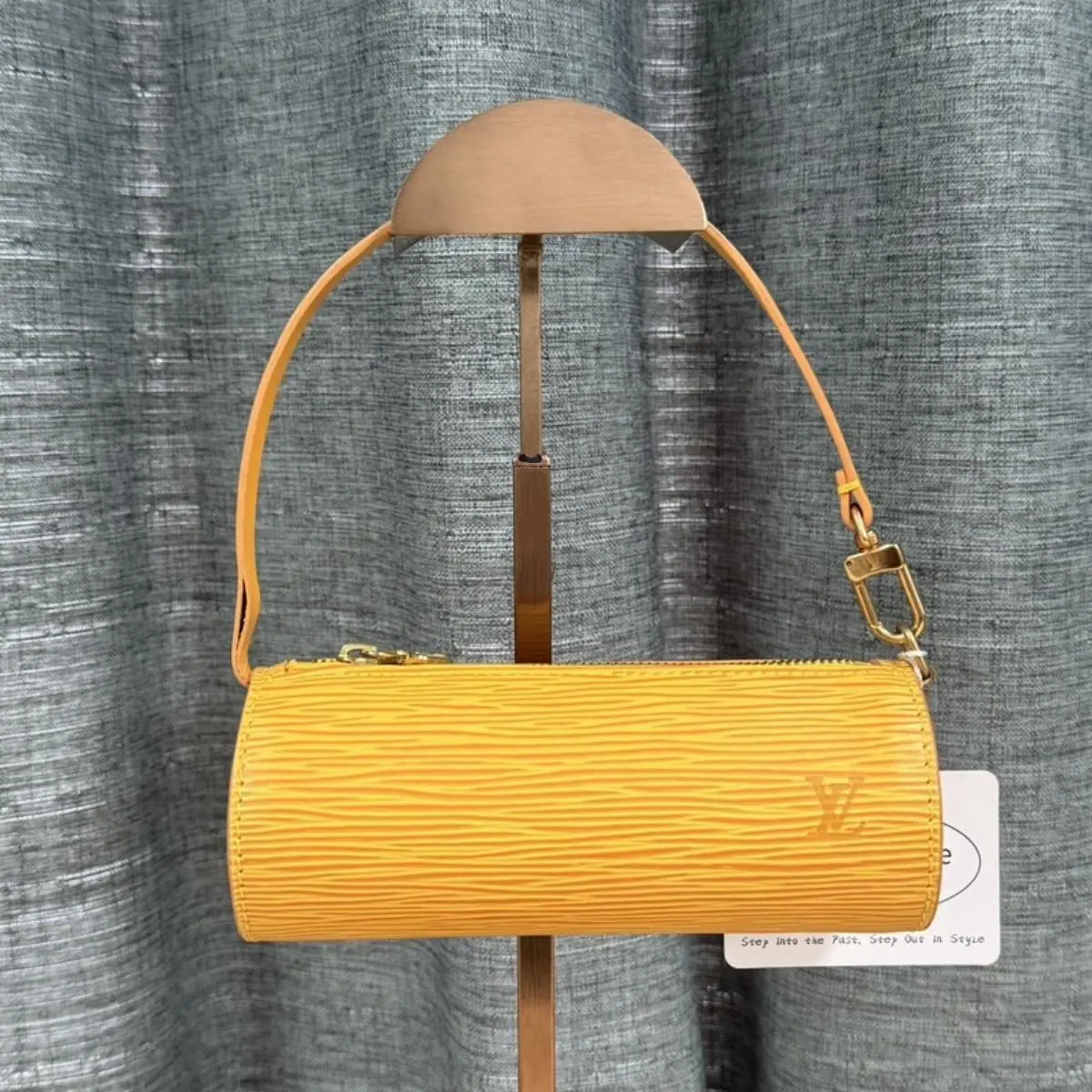 Pre-owned Louis Vuitton As Shown Shoulder Bags Epi Papillon Pochette 14735
