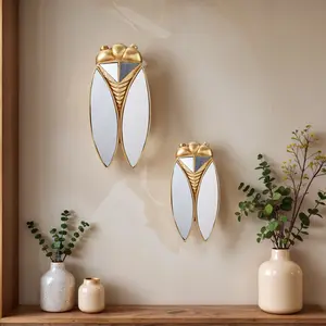 Resin Mirror Gold Beetle Home Decor Hanging Ornament, Unique Design for Insect Enthusiasts, Perfect for Wall Mounted Decor