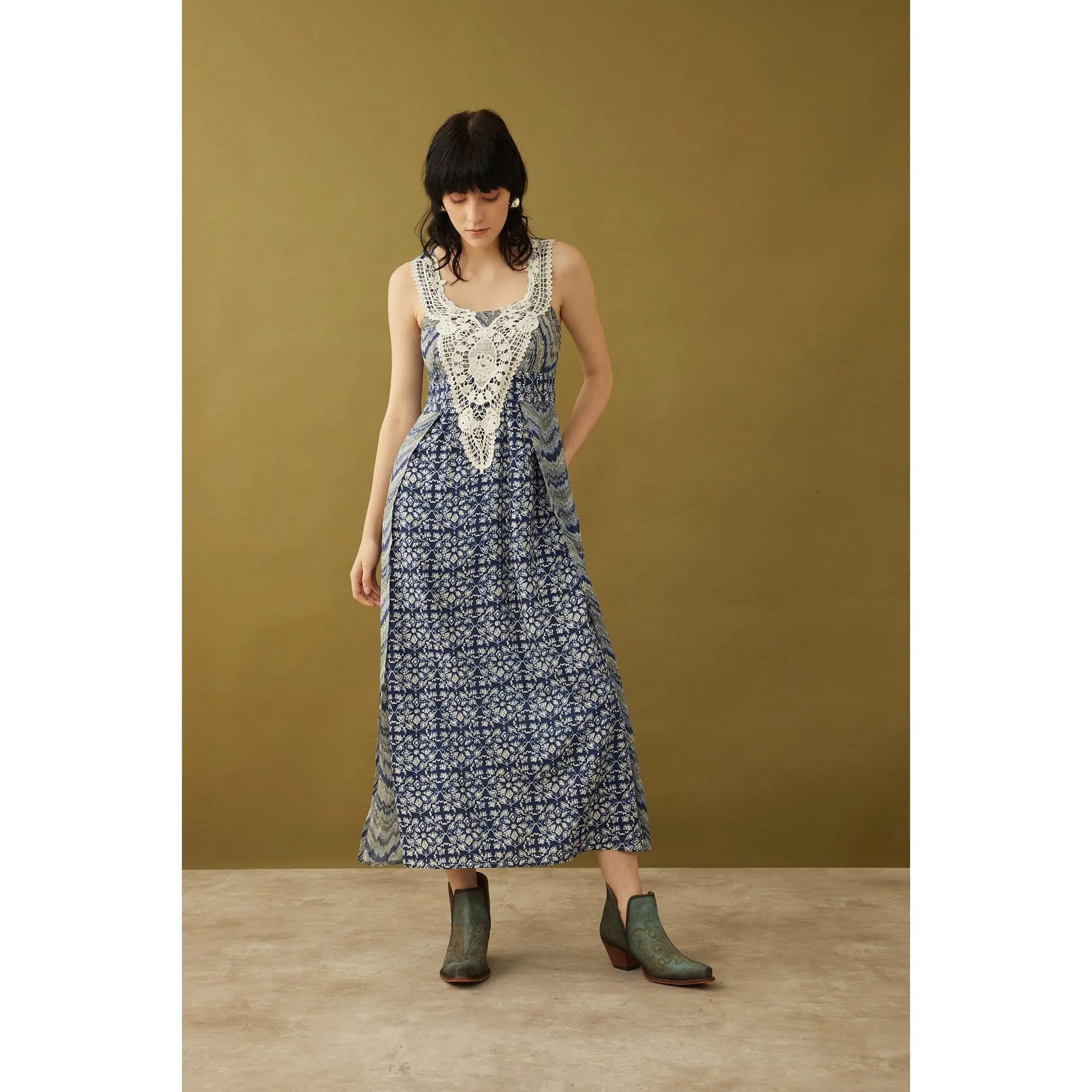 Women's Casual Woven Rayon Dress, Boho Style Floral Print Outfit with Lace Accents, Gathered Waist and Low Cut Back, Ditsy Floral, Boho Style Outfit, Chic, Fabrics, Sleeveless, Cold Wash, Boho Shabby Chic Casual Dresses