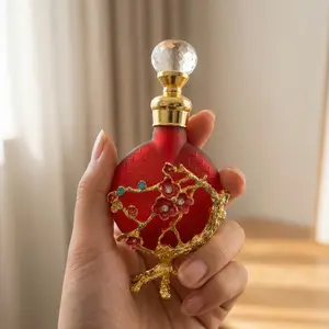 Natural Women's Perfume Oil Concentrate, Long-Lasting Floral Musky Fragrance, Soft Elegant Fragrance, Middle Eastern Musk Scent, 10ML Enamel Bottle, Floral Fruity Fragrance, Elegant Floral Fragrance, Arabian Fragrance
